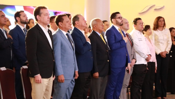 Director de Promipyme participa en presentación RD Emprende